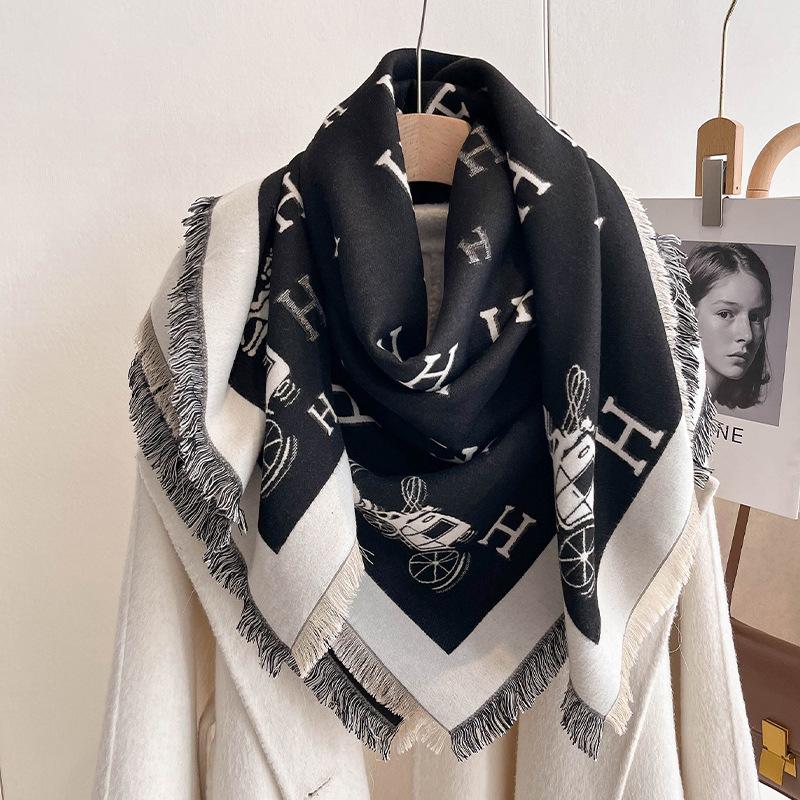 Scarf Women'S Letter Large Square Scarf Premium Thickened Warm Outer Cloak High-End Gift Shawl