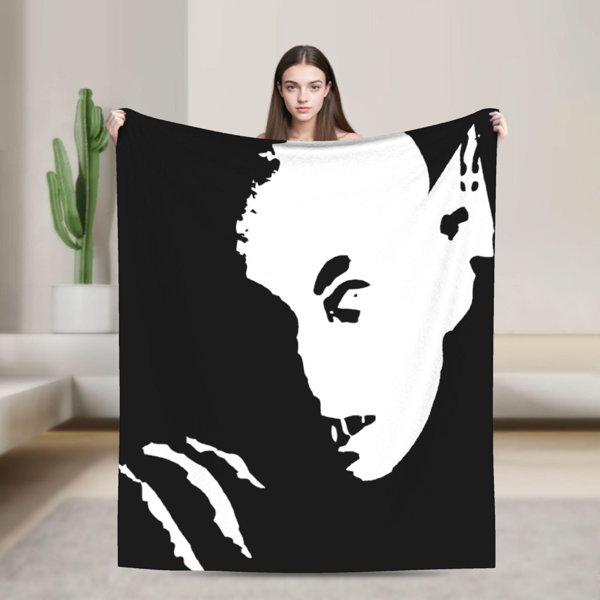 

Black Metal Nosferatu Blanket Fuzzy Vintage Breathable Throw Blanket for Bed Sofa Autumn/Winter 75x90cm