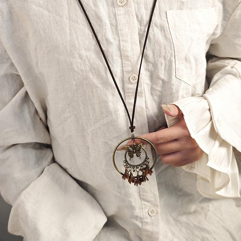 Resin Round Hollow Pendant Necklaces For Women Trendy Black Leather Rope Long Sweater Chain Necklaces Party Jewelry