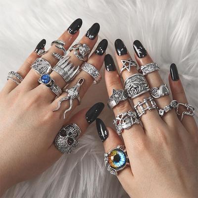 Retro Tier- und Dämonenaugen-Totenkopfringe: 20-teiliges Set im übertriebenen Punk-Stil