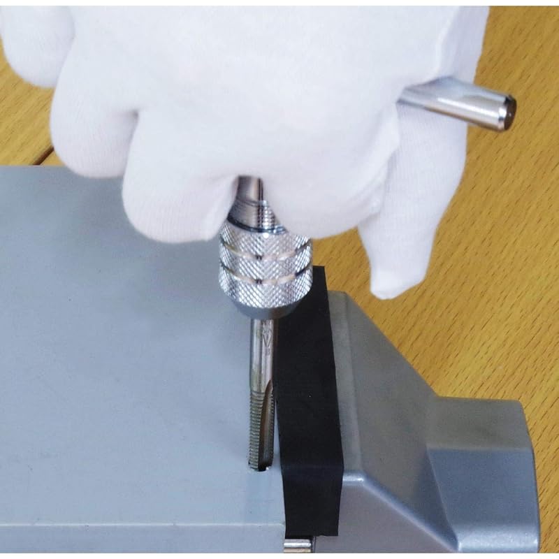Niigata Seiki (SK) Japanese-made Threading Tap M4x0.7
