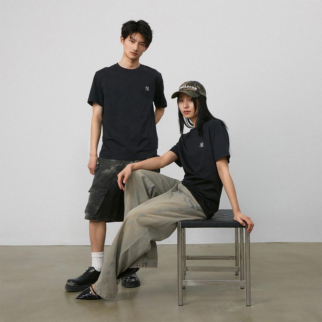 MLB Fashion Sports Collection T Shirt Unisex Black 3ATSB0243-50BKS