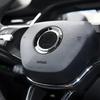 AAAIX1 Lenkrad Mittel Logo Emblem Aufkleber Decals Für Skoda Octavia Rapid Kodiaq Fabia Karoq Superb Kami Kamiq A7 Zubehör