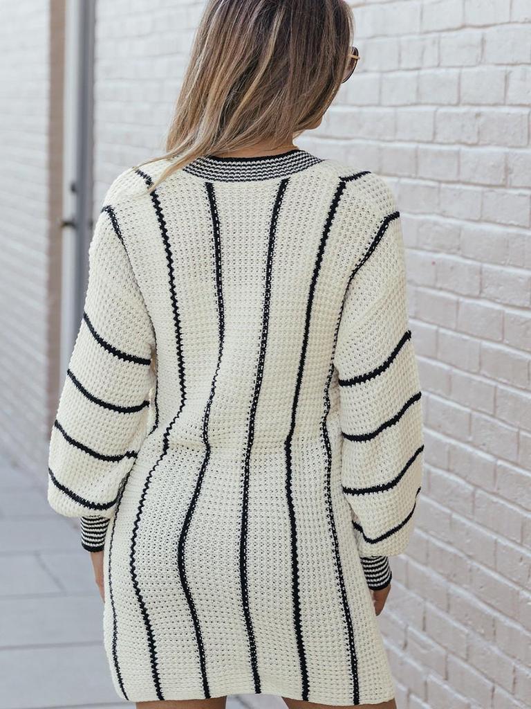 Autumn 2025 V-neck Knit Pullover: European-American Style, Hip-Length Striped Sweater for Women