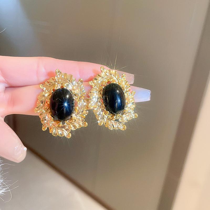 

Подержанные серьги-кисточки Silver Needle - Винтажные серьги-пусеты высокого класса со смелым модным дизайном