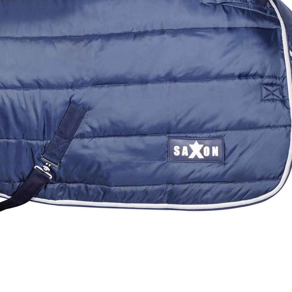 Saxon Derka do stajni dla koni o średniej wadze, z kołnierzem standardowym