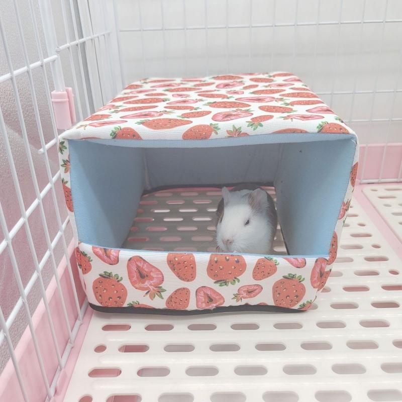Hamster Winter Bed Warm Cave Cozy Hideout Bottomless House Cute Print for Small Animals Ferrets Playing Sleeping