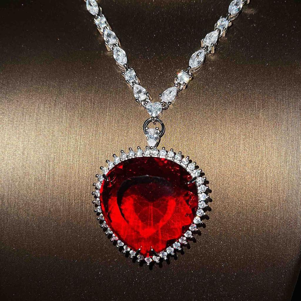 Blue Red TITANIC Heart of the Ocean Necklaces for Women Romantic Crystal Chain Pendant Necklaces Valentine's Day Zircon Gift