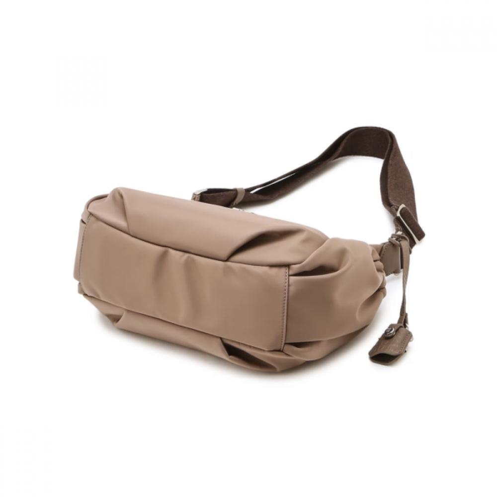 Daks Belford Top Dd Logo Nylon Crossbody Bag Dcba75067i2