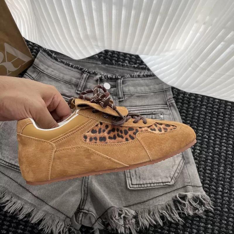 Cowhide horse hair niche leopard print shoes for women's new flat-bottomed casual sports board shoes for women