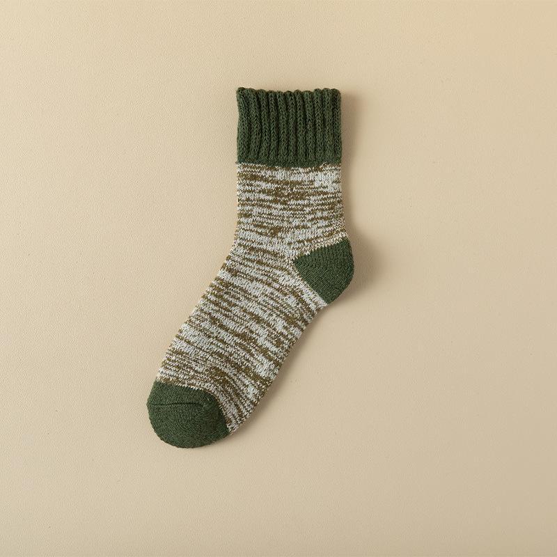 Dicke, wadenlange Plüschsocken aus Kaninchenwolle für Herren im Herbst und Winter