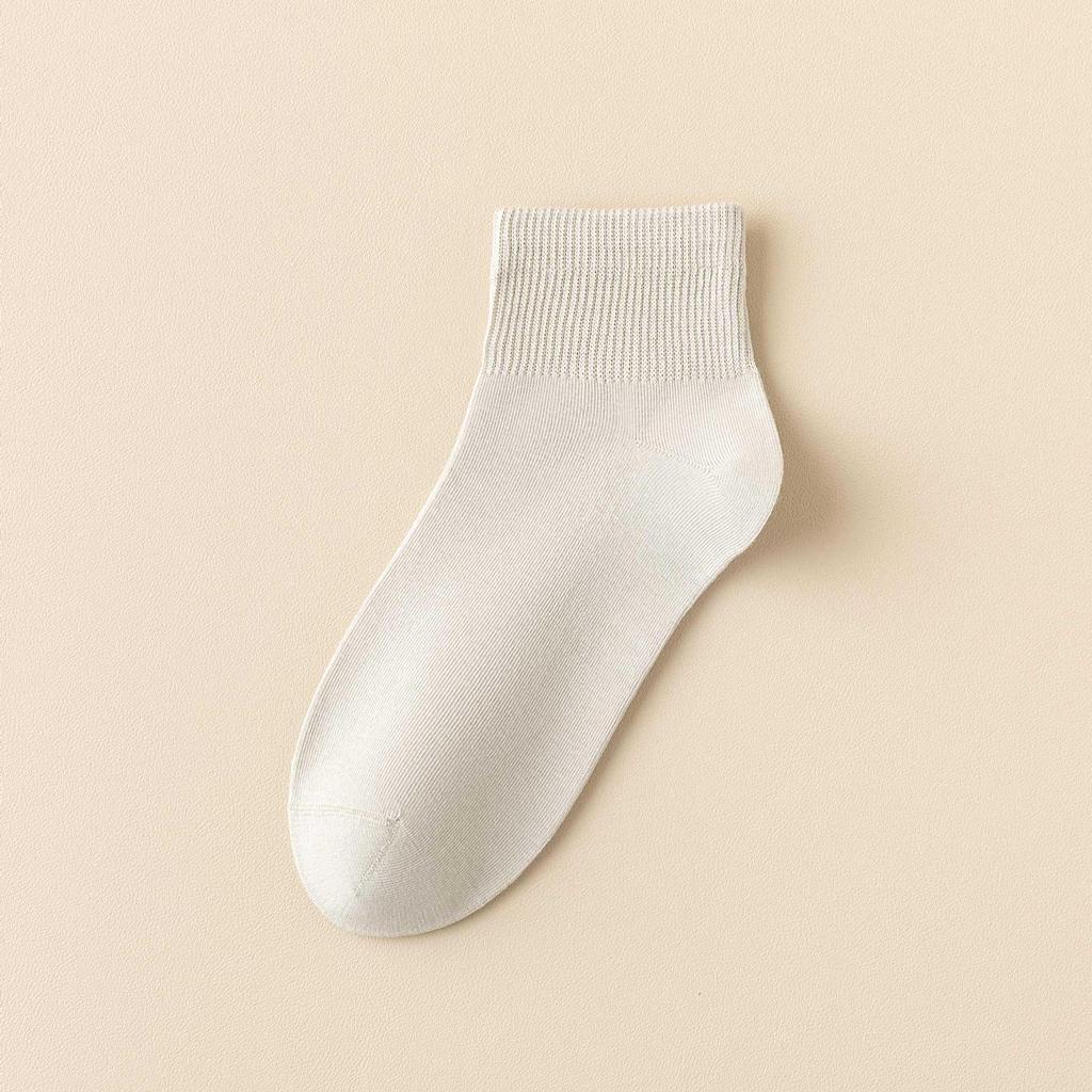 Men's Breathable Anti-Pilling Cotton Ankle Socks - Sweat-Absorbent and Solid Color with Seamless Toe