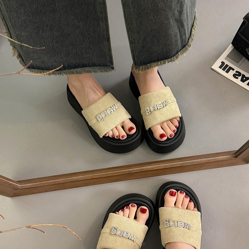 Thick-soled heightening cool slippers for women's wear new summer fashion with skirt one-word drag casual beach sandals