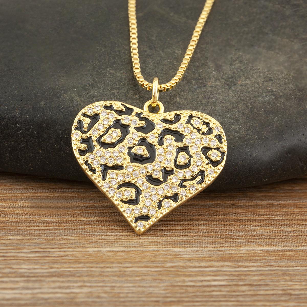 

Nidin Trendy Copper Cubic Zirconia Love Heart Pendant Necklace For Women Fashion Personality Pattern Clavicle Chain Jewelry Gift