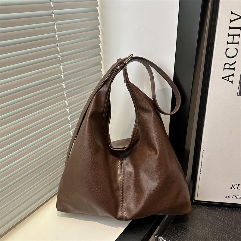Bag Women's Large Capacity 2025 New Trend Fashion Shoulder Tote Bag Commuter Soft Leather Messenger Bag