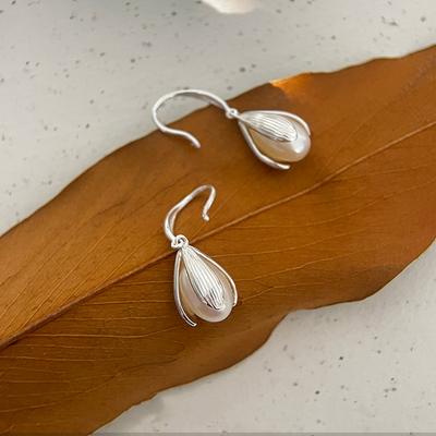 Kolczyki Magnolia Bud Pearl Damskie Retro Temperament Kolczyki Dworskie Trend Wszechstronne Wykwintne Kolczyki Haczyki do Uszu
