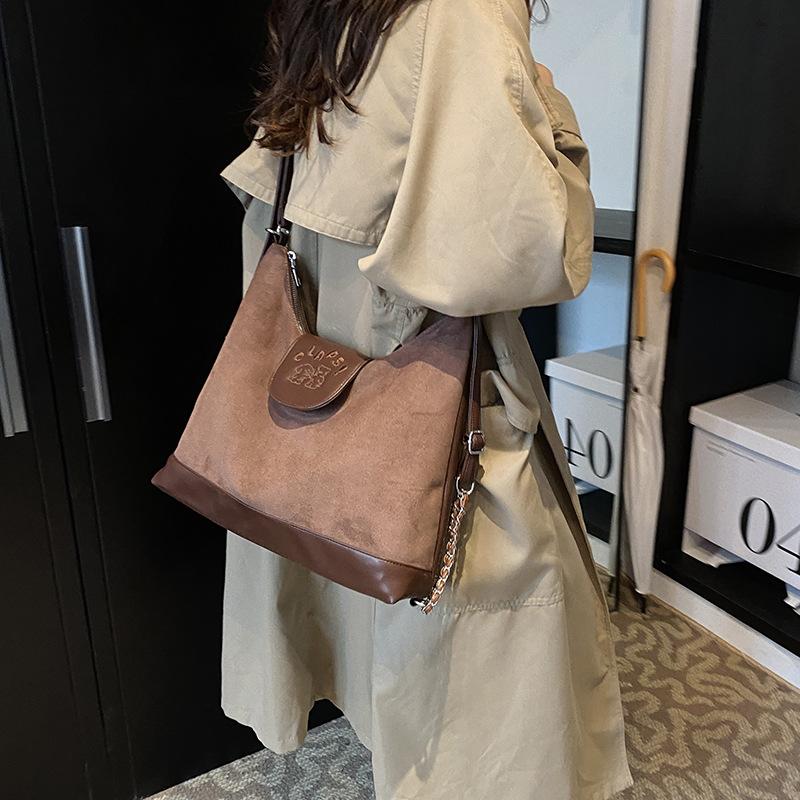 

Сумка Maillard женская 2024 новый рюкзак текстурная матовая сумка через плечо большой вместимости рюкзак для путешественников 36*10.5*32