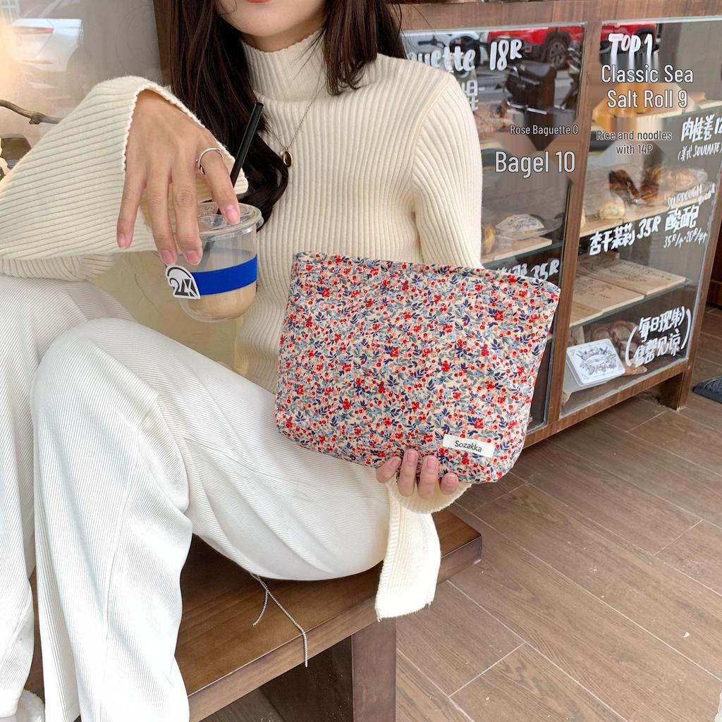 Retro Floral Corduroy Makeup and Travel Bag