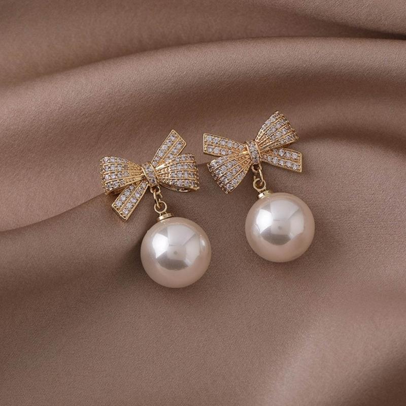 Exquisite Pearls and Diamond Dangle Earrings Charming Women' Bowknot Diamond Earrings Ornament Stylish Ear Studs Jewelry