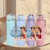 1PC Vintage Housewife Text Art Pattern 750ml Color Plastic Sports Water Bottle Leakproof Flip Straw Lid Suitable for Sports Office Home Use