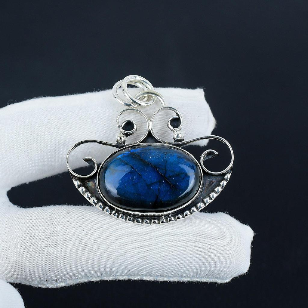 Modrý Třpytivý Labradorit Drahokam Stříbrný Přívěsek ze Sterlingového Stříbra 925 - Ručně Vyráběný Design, Šperk pro Každodenní Nošení, Narozeninový Dárek pro Lásku