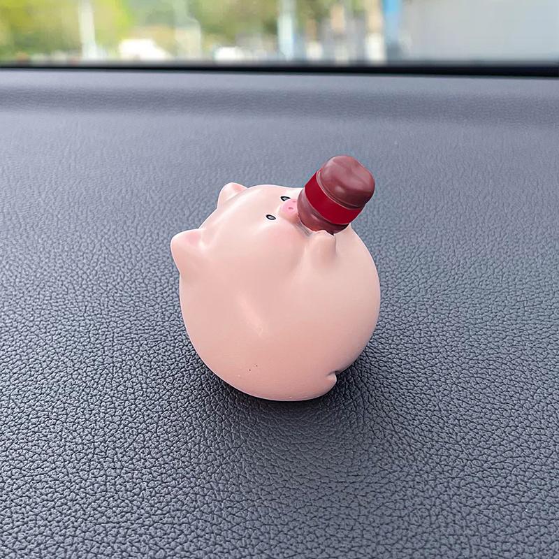 Ornament pentru mașină de porc drăguț din desene animate Consola centrală creativă pentru interiorul mașinii Decorarea tabloului de bord Accesorii auto