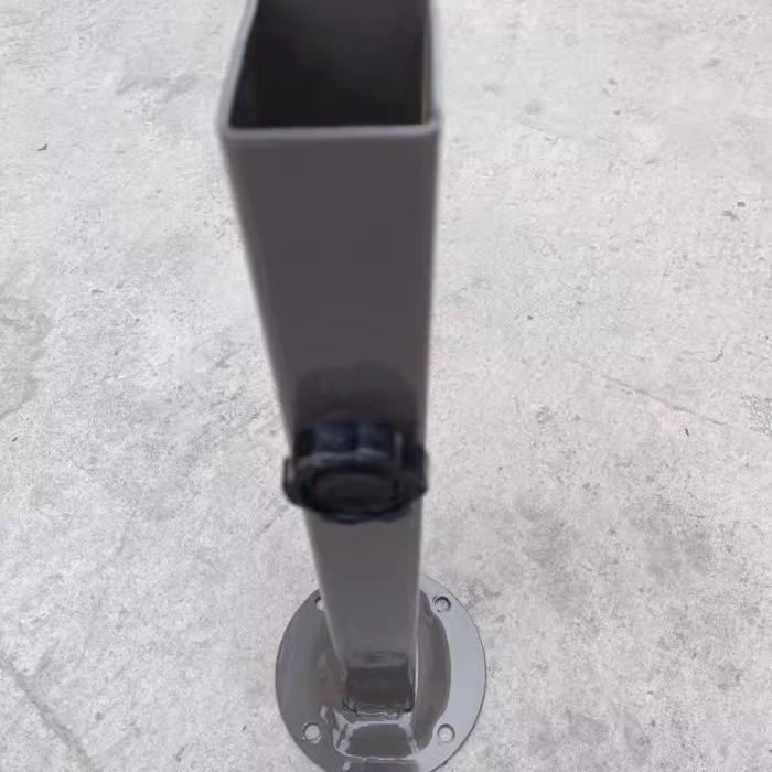 Römische Regenschirmzubehörteile: Armlehnen, Kurbelgriffe, Einzugsmechanismen, Ersatzteile, Sonnenschirme für den Außenbereich, Kappen, Seile.