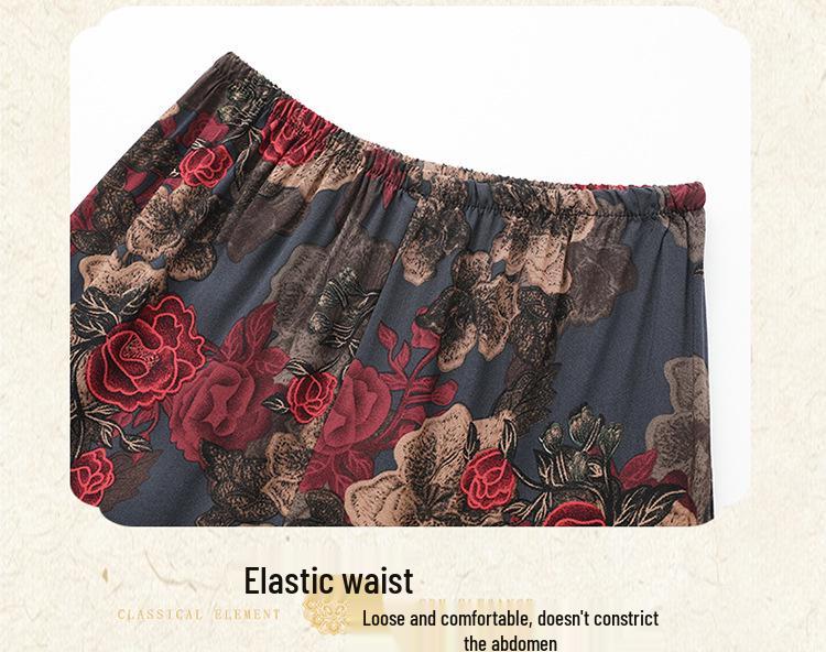 Stylish Short-Sleeved Printed Casual Summer Set for Middle-Aged Women, Lightweight Plus Size Pajamas, Versatile for Home or Outdoor Wear.