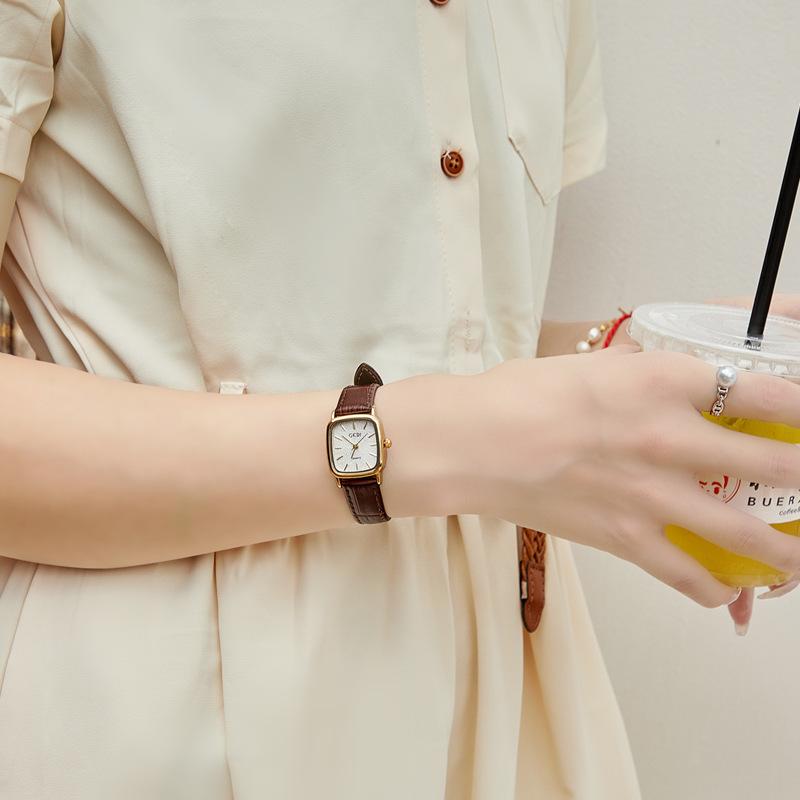 Exquisite, Small, High-Value Women'S Watch, Small Sugar Cube, High-End Quartz Watch, Women'S Retro Leather Watch