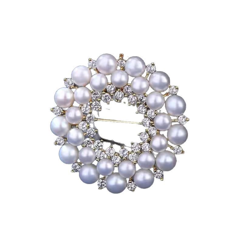 Korean Micro-Pave Pearl Brooch: High-End Floral Scarf Buckle & Corsage for a Luxurious Style