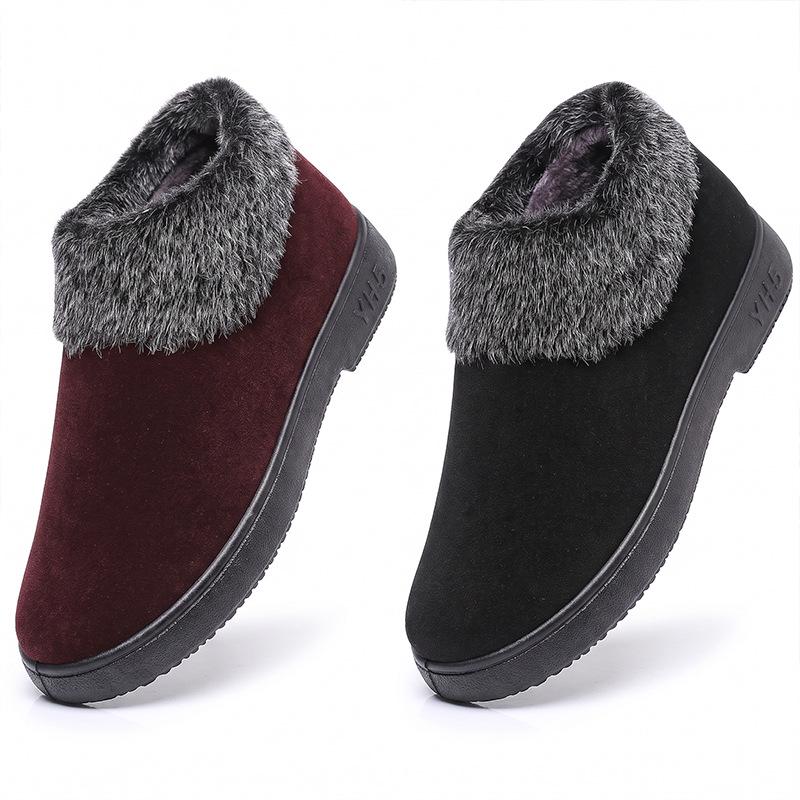 Winter Warm Old Beijing Flat Cotton Shoes with Soft Rabbit Fur for Elderly