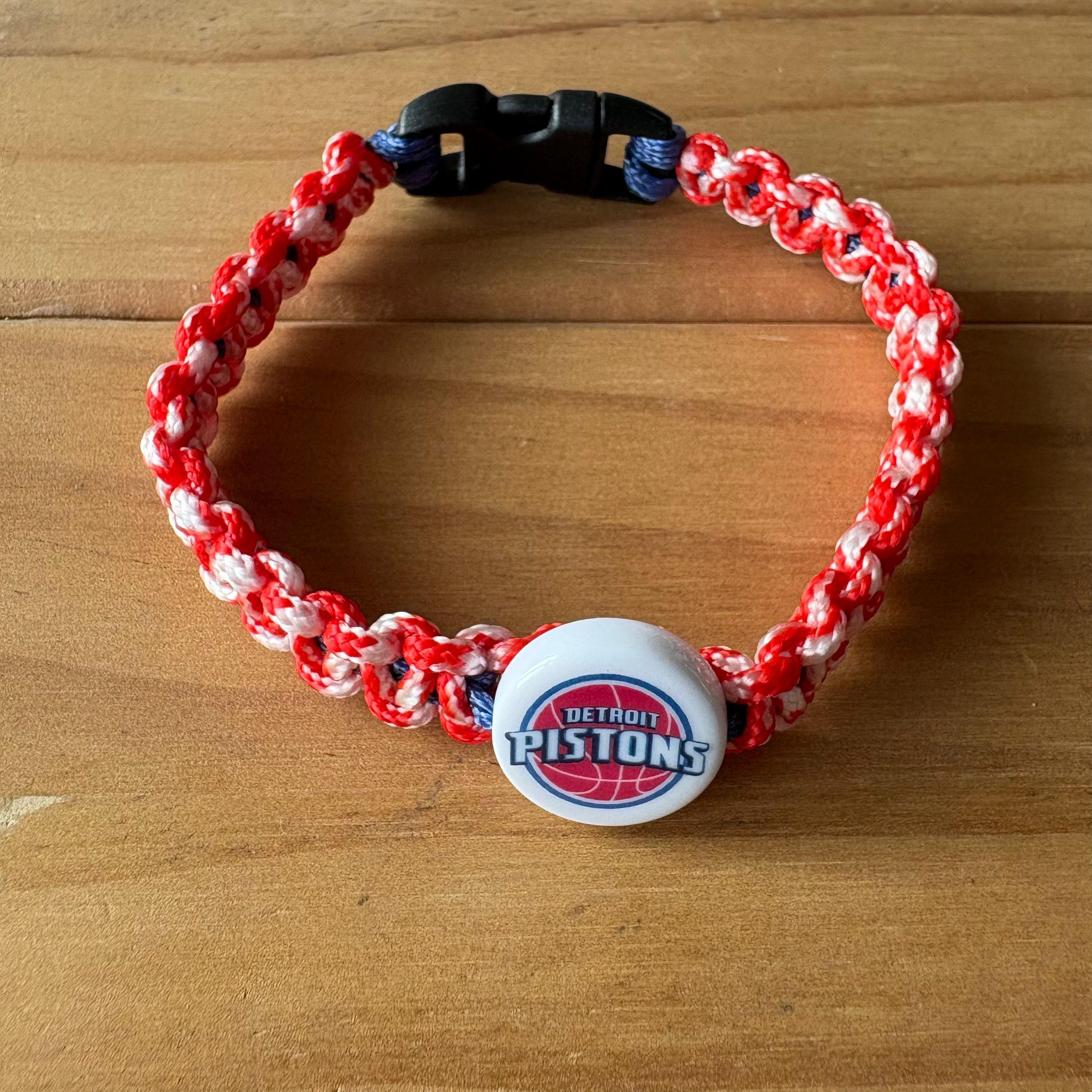Basketball Souvenir Gifts Basketball Team Logo Paracord Bracelets Hand Woven Basketball Game Sport Logo Bracelets 1
