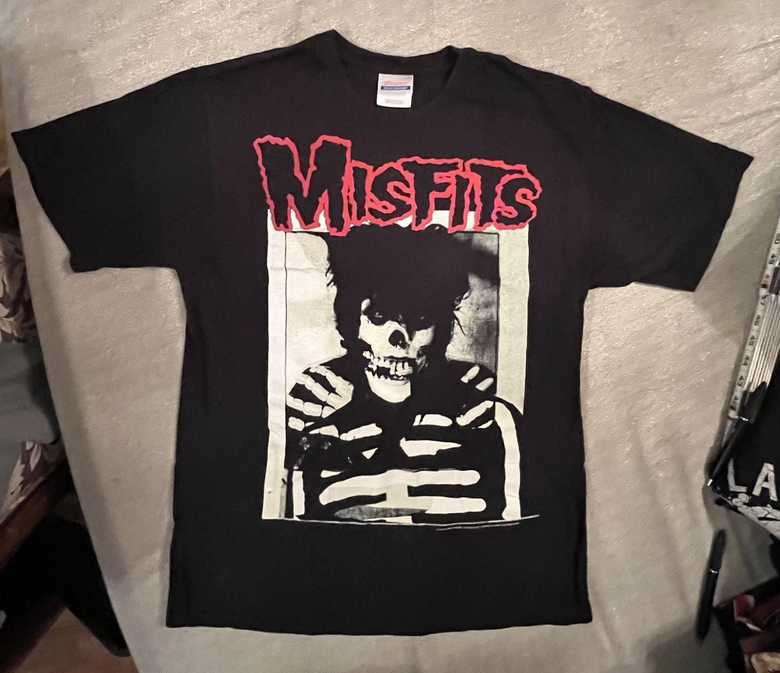 2007 Misfits Vintage T-Shirt Punk Band Graphic Tee Skull Logo Rare Unisex T-Shirt S