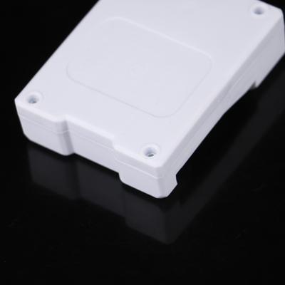 4 gniazda USB Szybkie ładowanie Aaa i ładowarka akumulatorów Aa Ochrona przed zwarciem