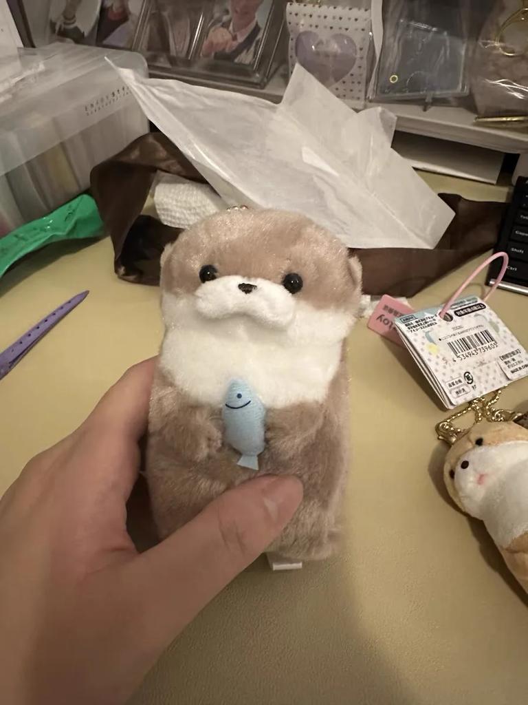 Cute Little Otter Hug Fish Plush Doll Pendant Doll Gift Gift Cute Girl Heart Keychain Pendant Creative Gift