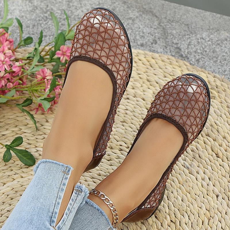 Fashion 2025 New Woven Breathable Loafers Women Spring Summer Thick Heels Single Shoes Woman Plus Size Slip On Casual Pumps Female 42