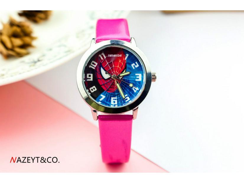 

Детские мультяшные кварцевые часы «Человек-паук» со светящимися стрелками и кожаным ремешком розы красного