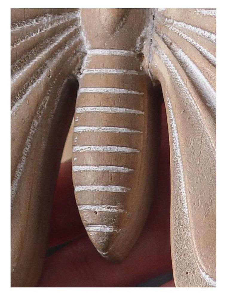 New Chinese Solid Wood Carving Festival Decoration: Wabi-sabi Retro Butterfly Desktop Ornament