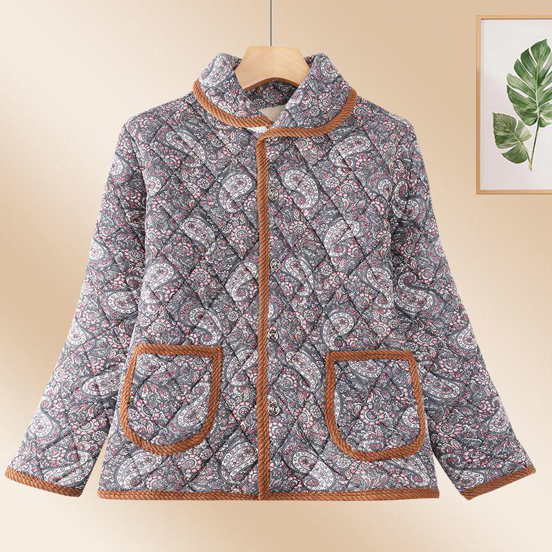 Floral Lapel Cotton Padded Jacket: Thick, Short Style for Middle-Aged and Elderly Women, Perfect for Autumn and Winter.