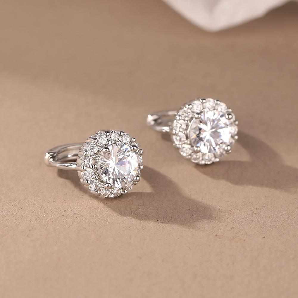 Round flash diamond zircon ear buckle light luxury fashion design simple round diamond stud earrings