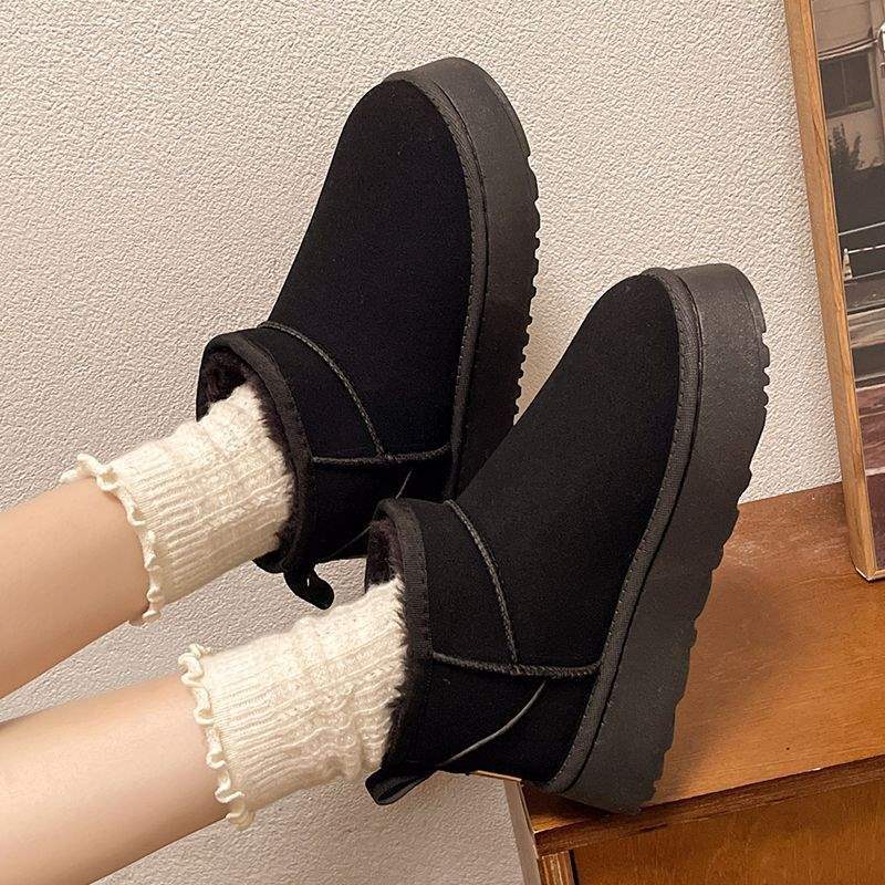 Fleece snow boots women wear thick soles winter 2025 new fur integrated short boots thickened non-slip cotton shoes