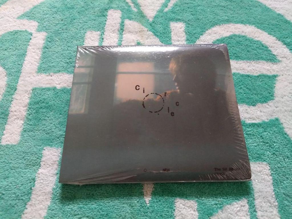 [USED] ONEW The 1st Album Circle All 4 types with bonus