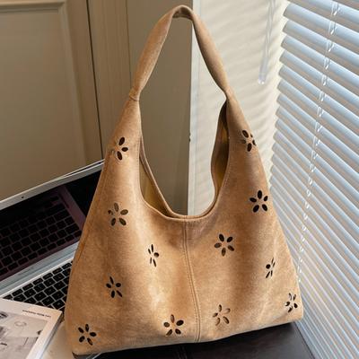 New Bag Women's Casual Hollow Carved Shoulder Bag Women's Commuting Underarm Bag Literary and Artistic Fan Tote Bag Tide