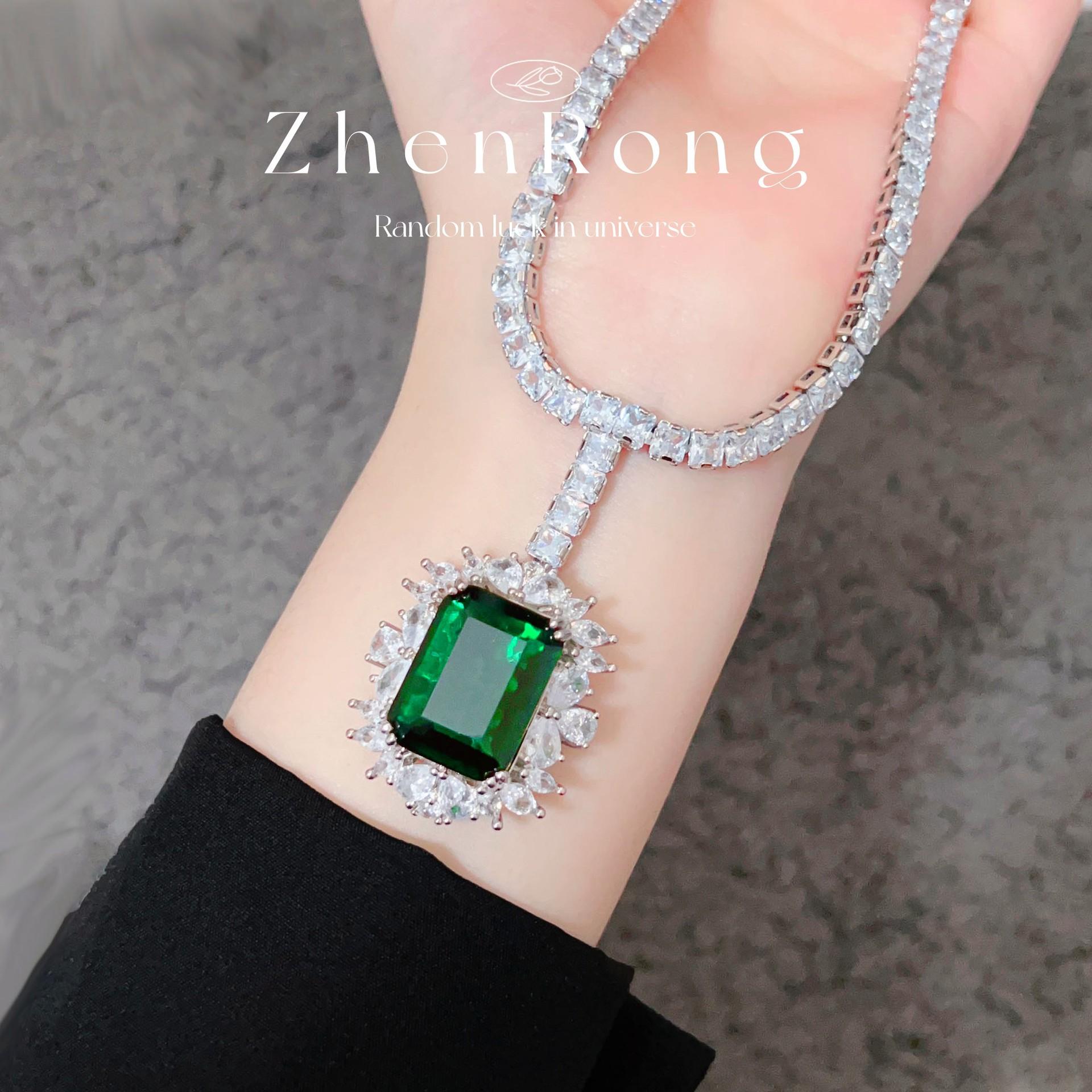 Haute Couture Jewelry Design Emerald Necklace Square Diamond Set Colorful Treasure Ring Stud Earring Set Chain