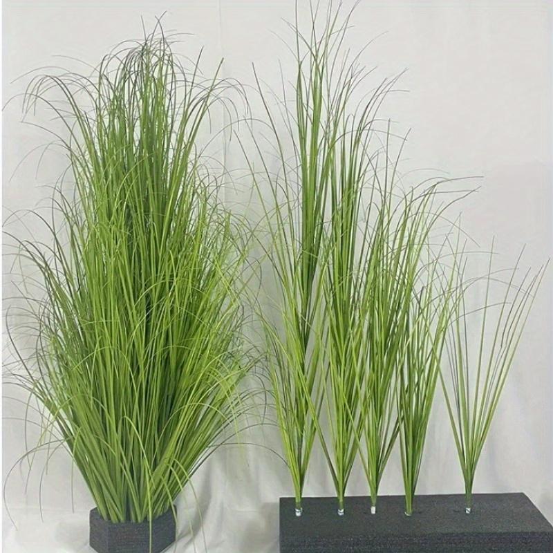 5PCS Simulated Small Grass Bushes for Decorating Fake Grasslands Simulating Reeds and Fake Green Plants Home Decoration PVC Material