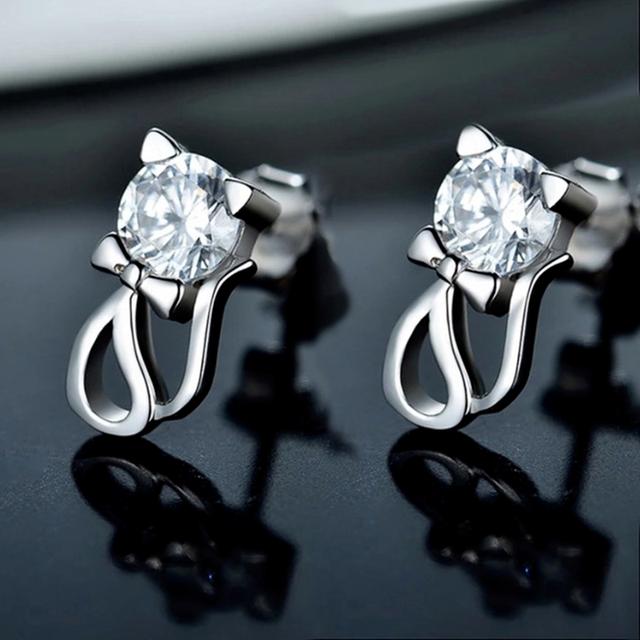 

Изящный дизайн, женские серьги-гвоздики в форме кошки, стильные украшения, блестящие кристаллы, эстетичные аксессуары для девушек и юных леди