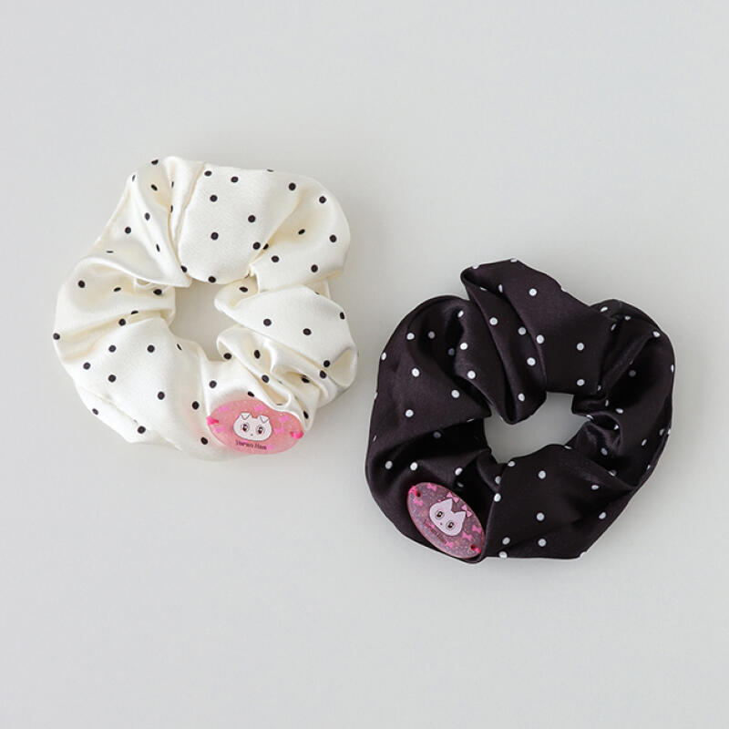 

Dotted Scrunchie Pink Cham Gopchang Hairband (2 types)