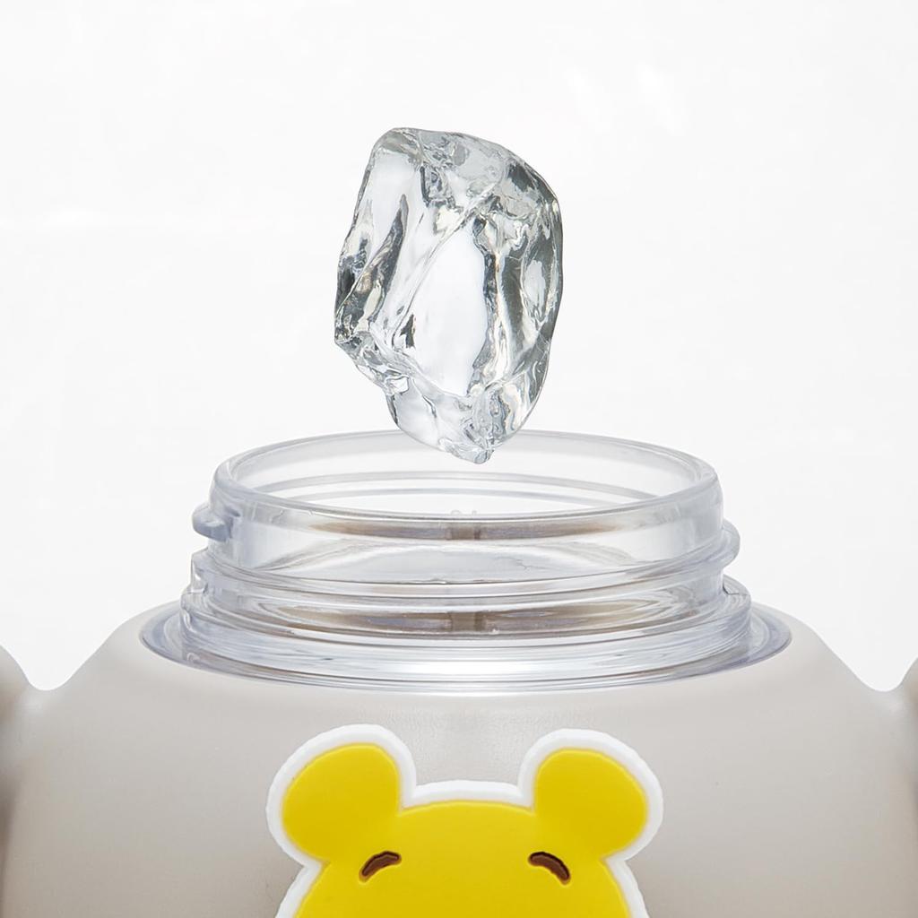 Skater Disney Winnie the Pooh Water Bottle with Rubber Locking and Shoulder Strap Mascot, Straw, 650ml, One-Push Open, Function, Handle, (PRMC7ST-A)