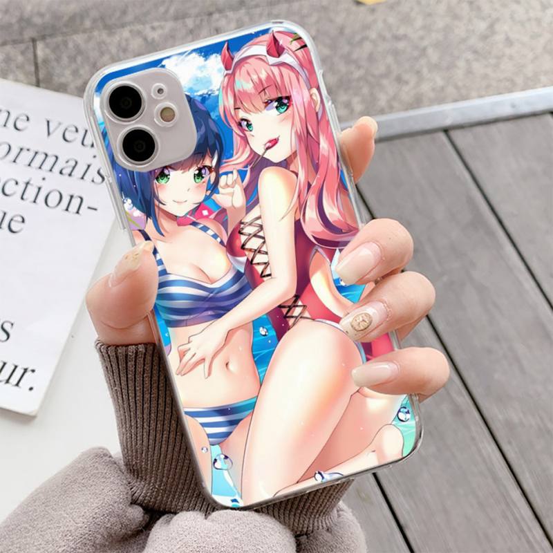 YNDFCNB Zero Two Darling In the FranXX Anime Hard Phone Case for Iphone 13 11 12 Pro XS MAX 8 7 6 6S Plus X 5S SE 2020 XR Fundas