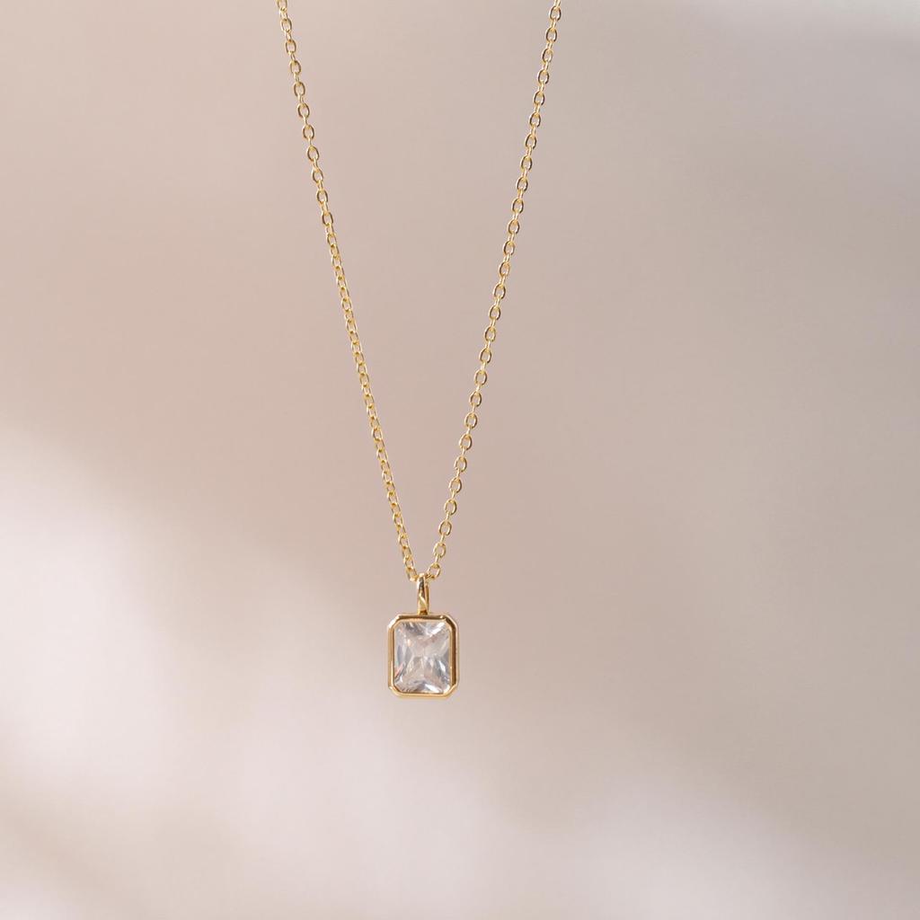 Collana con ciondolo pietra portafortuna di dicembre: Design Quadrato e a Goccia con Catena in Rame Placcato Oro 18K.